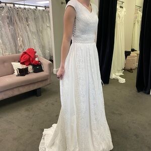 Lore White Boho wedding dress NEW